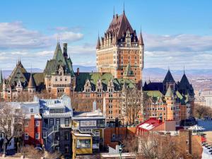 Nespecifikovaný výhled na destinaci Quebec nebo výhled na město při pohledu z hotelu