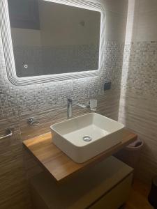 Koupelna v ubytování Palazzo Augusteo Apartment