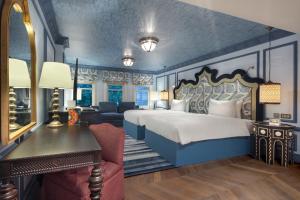 Cama ou camas em um quarto em Hagia Sofia Mansions Istanbul, Curio Collection by Hilton