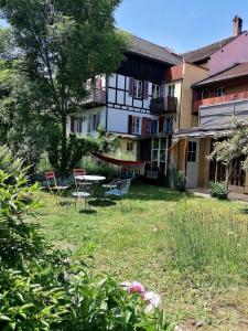 Zahrada ubytování Apartment in Erlach