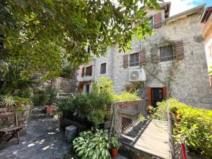 Fotografie z fotogalerie ubytování HealthyStudio512 Apartments v destinaci Kotor