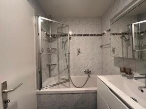 Ένα μπάνιο στο Appartement Panoramic