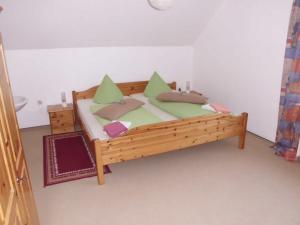Кровать или кровати в номере Zur Alten Fuldaschleife