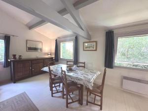 Gallery image of Ferme le poulet in Saint-Perdon +13 photos