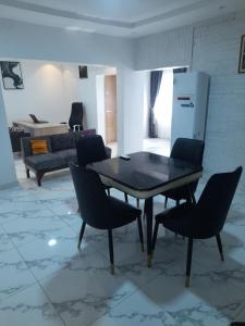 Fotografie z fotogalerie ubytování Olu-Mayowa Apartments v destinaci Ibadan