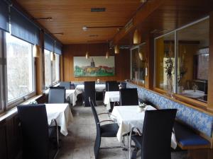 A restaurant or other place to eat at Hotel-Gasthof Restaurant Murblick