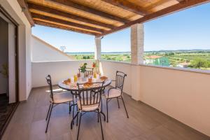 Μπαλκόνι ή βεράντα στο Villa M&M ZadarVillas