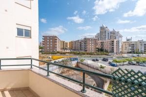 Το κτήριο όπου στεγάζεται  το διαμέρισμα