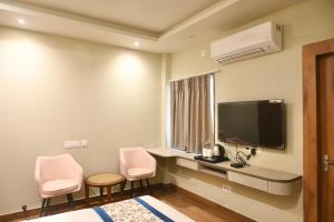 Gallery image of Galaxy Triveni in Prayagraj