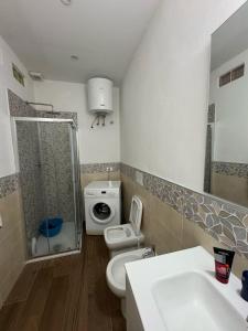 Ένα μπάνιο στο Appartamento Morelli Beach - Via Fratti