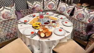 Imagen de la galería de Riad Hadia Fes - Prestige Stay, en Fez