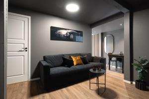 Posezení v ubytování King bed - Free parking - Renovated June 2025