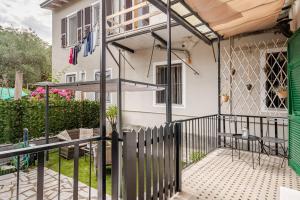 En balkon eller terrasse på Peace & Garden - clicca qui per il Paradiso