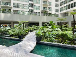 Πισίνα στο ή κοντά στο Regalia Space Hostel