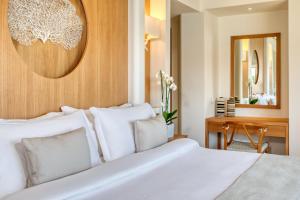 Voodi või voodid majutusasutuse Santa Marina, A Luxury Collection Resort, Mykonos toas
