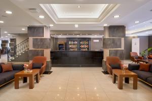 Posezení v ubytování Kaila Krizantem Hotel