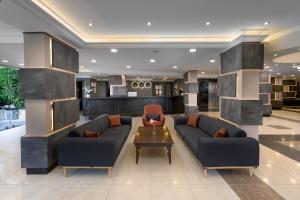 Posezení v ubytování Kaila Krizantem Hotel