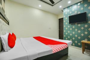 TV a/nebo společenská místnost v ubytování Hotel O K10