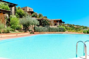 Bazén v ubytování Villa Gaia, Chia Sea View and Pool nebo v jeho okolí + 23 fotografií