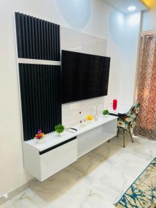 TV a/nebo společenská místnost v ubytování Whitehouse