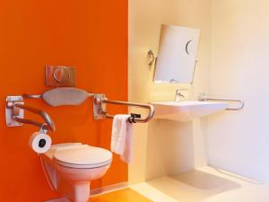 Vannituba majutusasutuses B&B Hotel Aalen