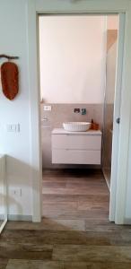 Φωτογραφία από το άλμπουμ του Catia Seaside Apartment n25 in Porto S Giorgio Marche Italia σε Porto San Giorgio