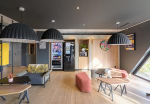 Posezení v ubytování B&B HOTEL Compiègne