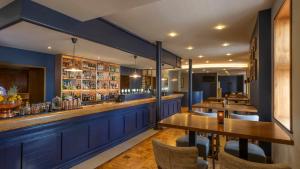 Salone o bar di Clayton Hotel & Leisure Club Sligo