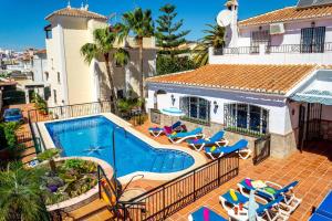 Fotografia z galérie ubytovania Villa Loly by Villa Plus v destinácii Nerja