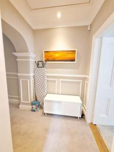 Foto sihtkohas Blackrock asuva majutusasutuse Elegant Seaside 3 BR Home galeriist