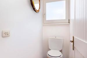 A bathroom at Villa Diamante by Villa Plus Még 13 kép