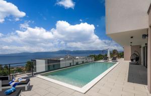 Loodusmaastik villa lähedal