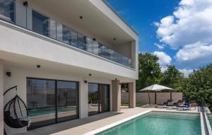 Bassein majutusasutuses Villa Dujma by Villas Guide või selle lähedal