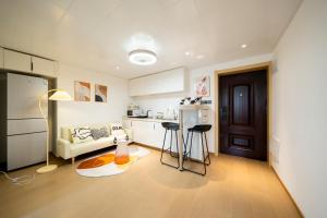 A cozinha ou kitchenette de Bundside NJE 3BR Suite