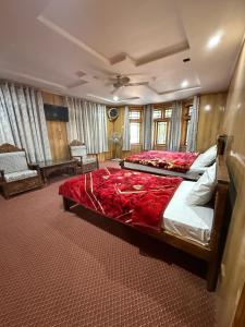 Summit guest house skardu客房内的一张或多张床位