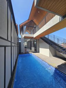 Bazén v ubytování Villa Daun Trinity K22 nebo v jeho okolí