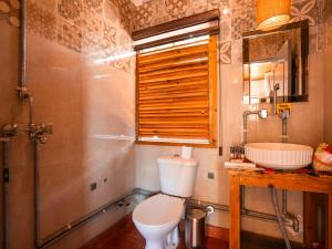Ein Badezimmer in der Unterkunft Moustache Select Mukteshwar