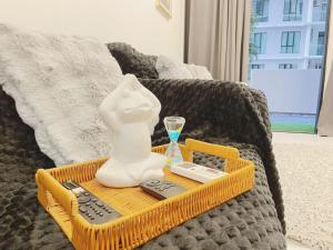 Nápoje v ubytování Up to 6 Pax, Next to Paradigm mall JB with Big Patio & Pool Access
