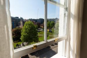 Gallery image of Boutique apartment in central Bristol in Bristol +25 photos