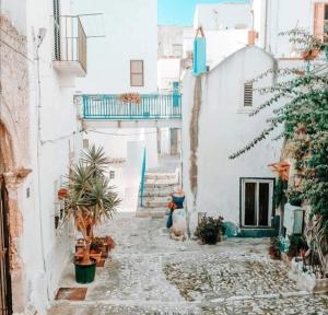 Το κτήριο όπου στεγάζεται  το διαμέρισμα