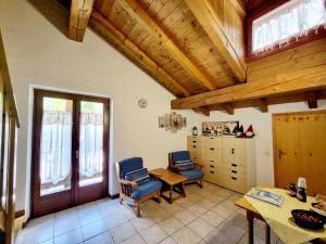 Fotografie z fotogalerie ubytování Camera Adamello 3 v destinaci Pinzolo