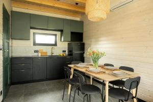 Køkken eller tekøkken på Między Tałtami + 33 billeder