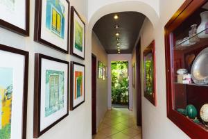 Galería fotográfica de Enjoy AC in the Queen's Suite at Inn Ajijic en Ajijic