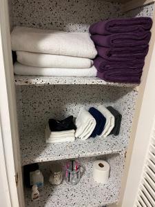 Φωτογραφία από το άλμπουμ του Cozy 2BR Condo near Franklin Park and Downtown στο Κολόμπους