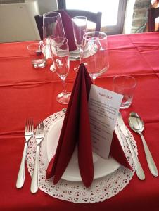 Restauracja lub miejsce do jedzenia w obiekcie AGRITURISMO NIZUR'IN