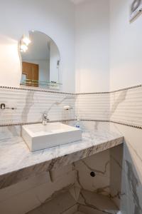 Koupelna v ubytování Bel appartement front mer Tanger