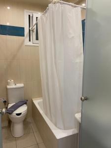 Ένα μπάνιο στο New Aegli Resort Hotel