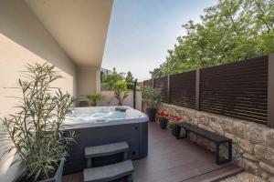 Galerija fotografija objekta Studio Apartment Rosa Krk u Krku