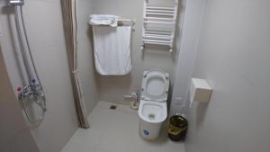 Koupelna v ubytování Lezhan B&B