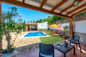Bazén v ubytování Villa Maravillas by Villa Plus nebo v jeho okolí